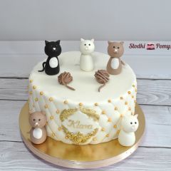 tort na chrzest z kotkami.jpg