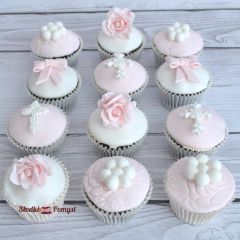 cupcakes chrzest święty róż.jpg